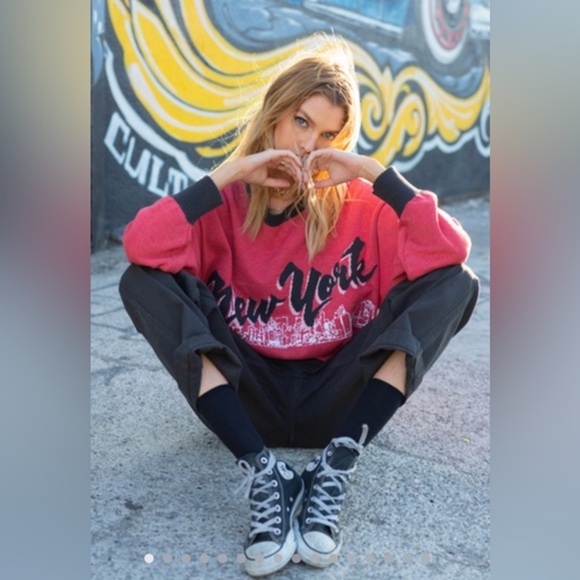 Rvca X Stella Maxwell red New York NYC Skyline Graphic Sweater size small new - Picture 5 of 16